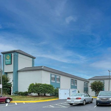 Quality Inn & Suites Clemmons I-40 Екстер'єр фото