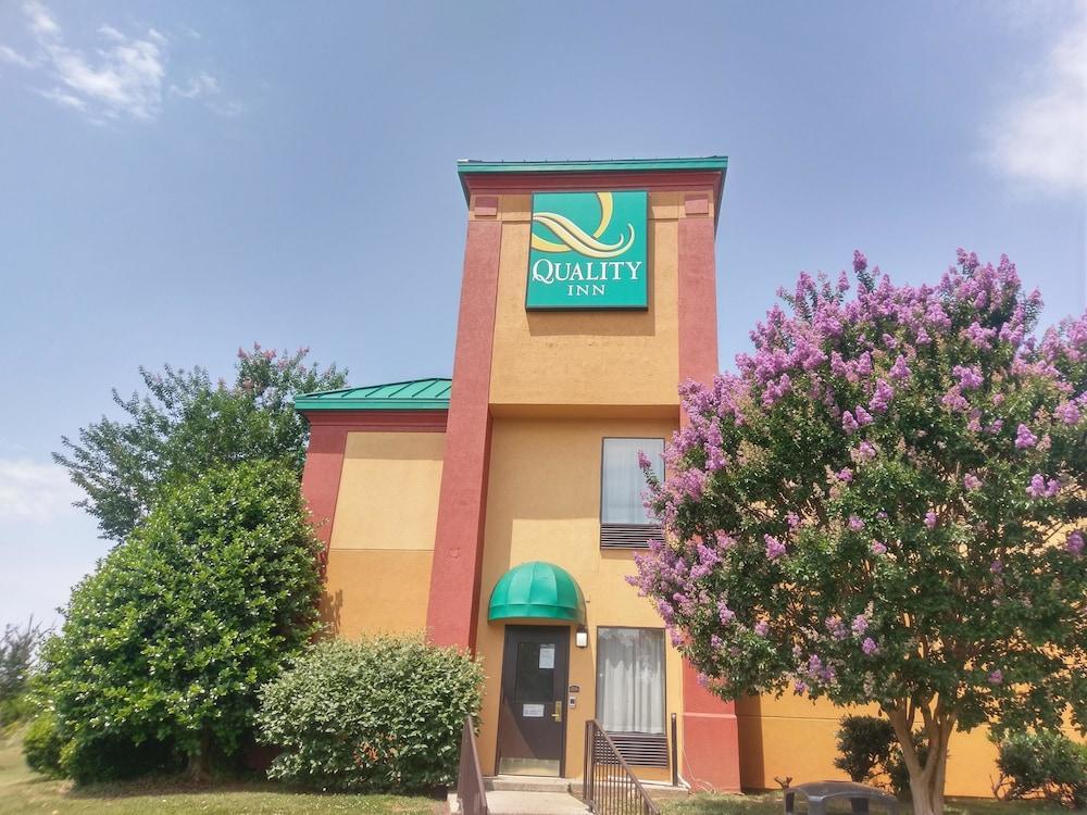 Quality Inn & Suites Clemmons I-40 Екстер'єр фото