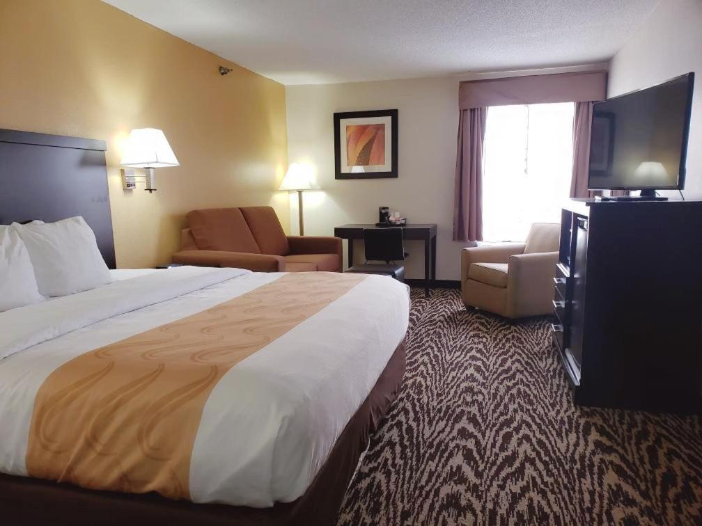 Quality Inn & Suites Clemmons I-40 Екстер'єр фото