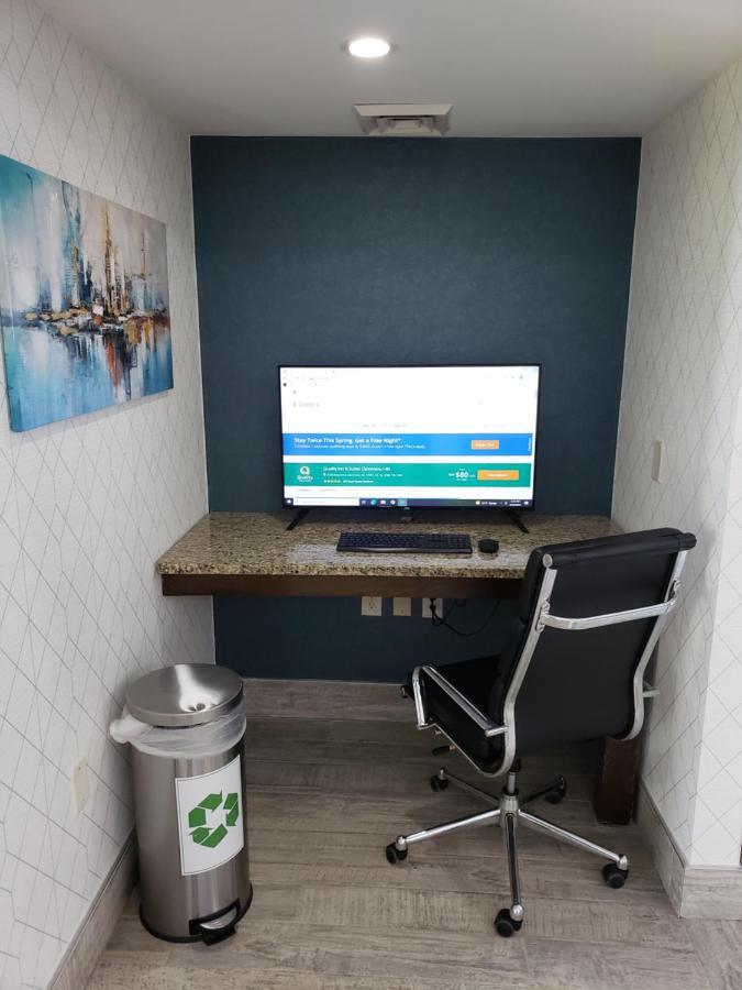 Quality Inn & Suites Clemmons I-40 Екстер'єр фото