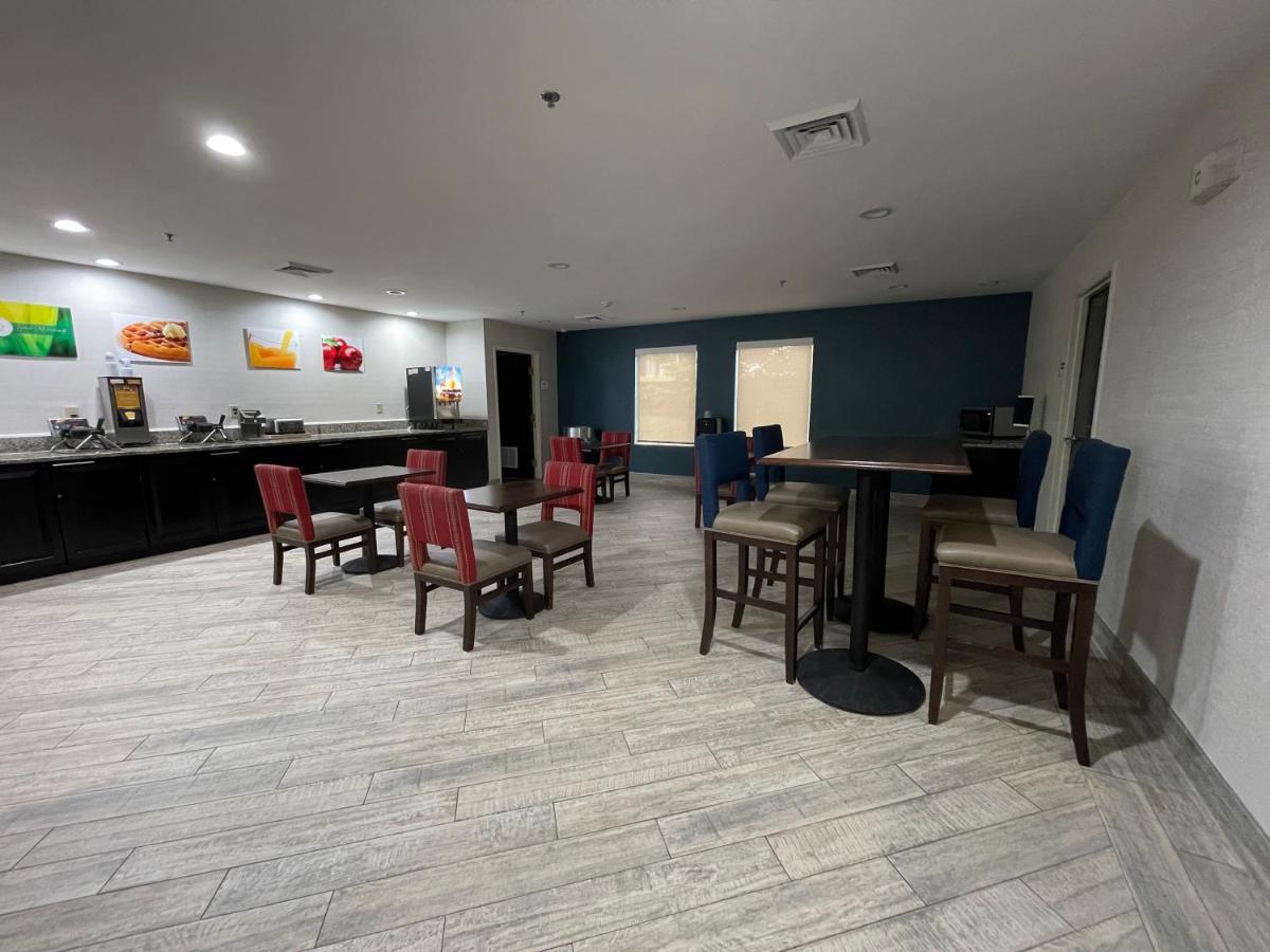 Quality Inn & Suites Clemmons I-40 Екстер'єр фото