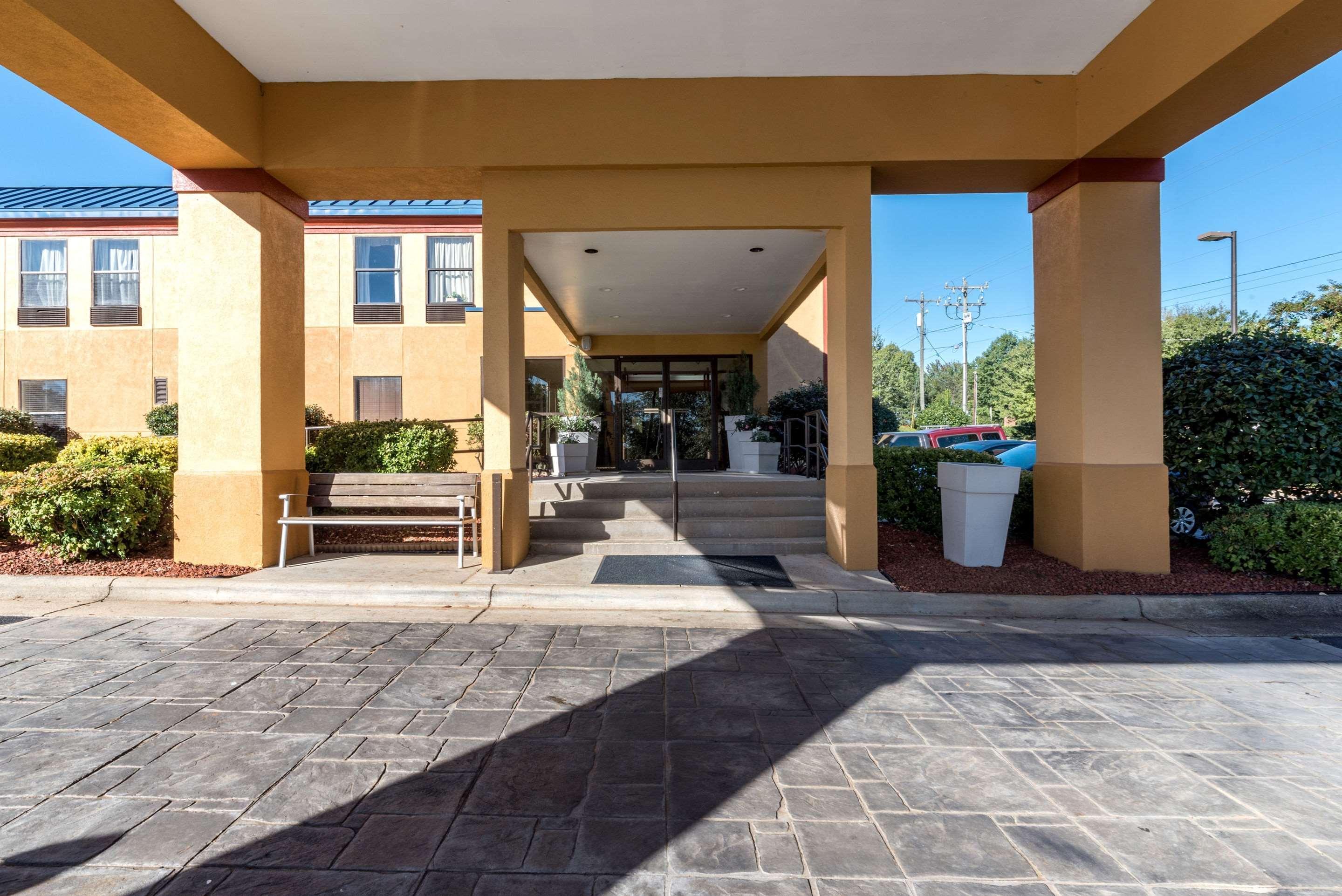 Quality Inn & Suites Clemmons I-40 Екстер'єр фото