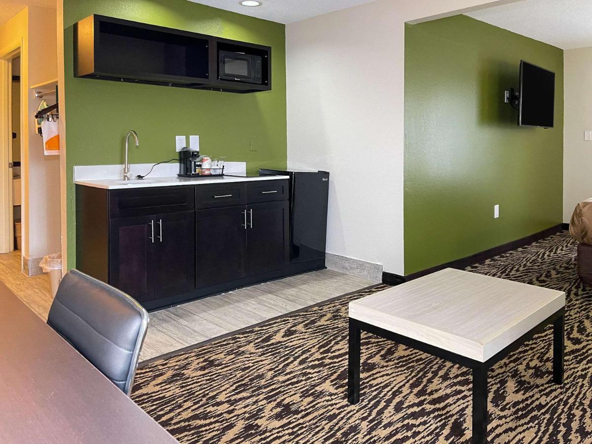 Quality Inn & Suites Clemmons I-40 Екстер'єр фото