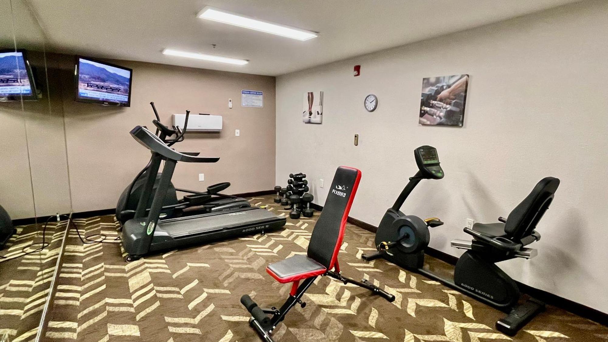 Quality Inn & Suites Clemmons I-40 Екстер'єр фото